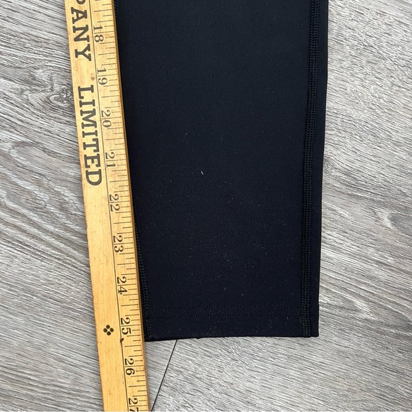 Lululemon Black High-Waisted Leggings size 6 - Picture 9 of 9